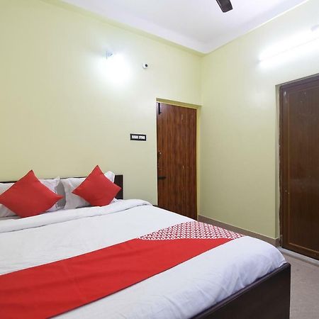 Oyo 43461 Atithya Guest House Sri Niketan Екстериор снимка