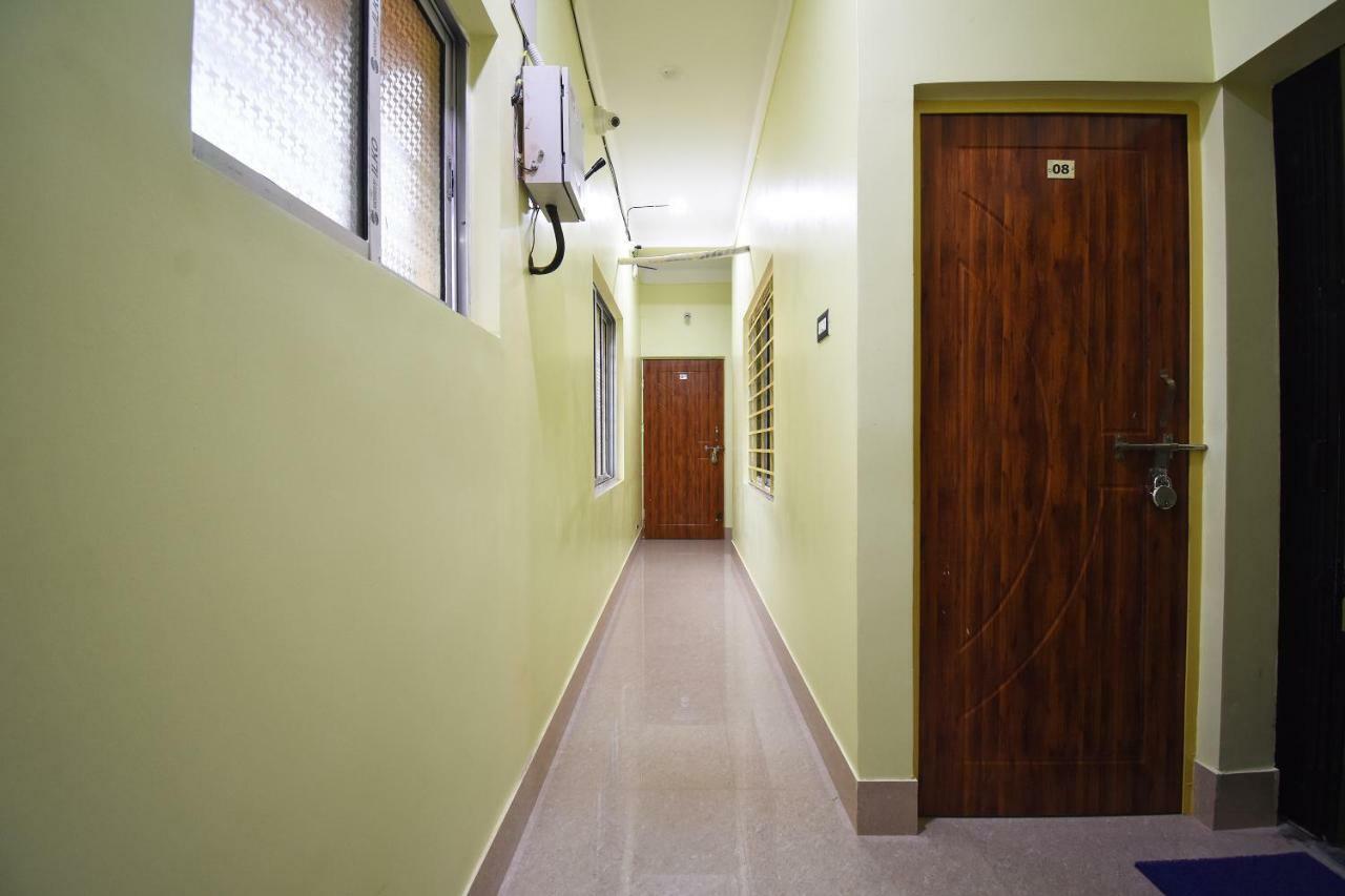Oyo 43461 Atithya Guest House Sri Niketan Екстериор снимка