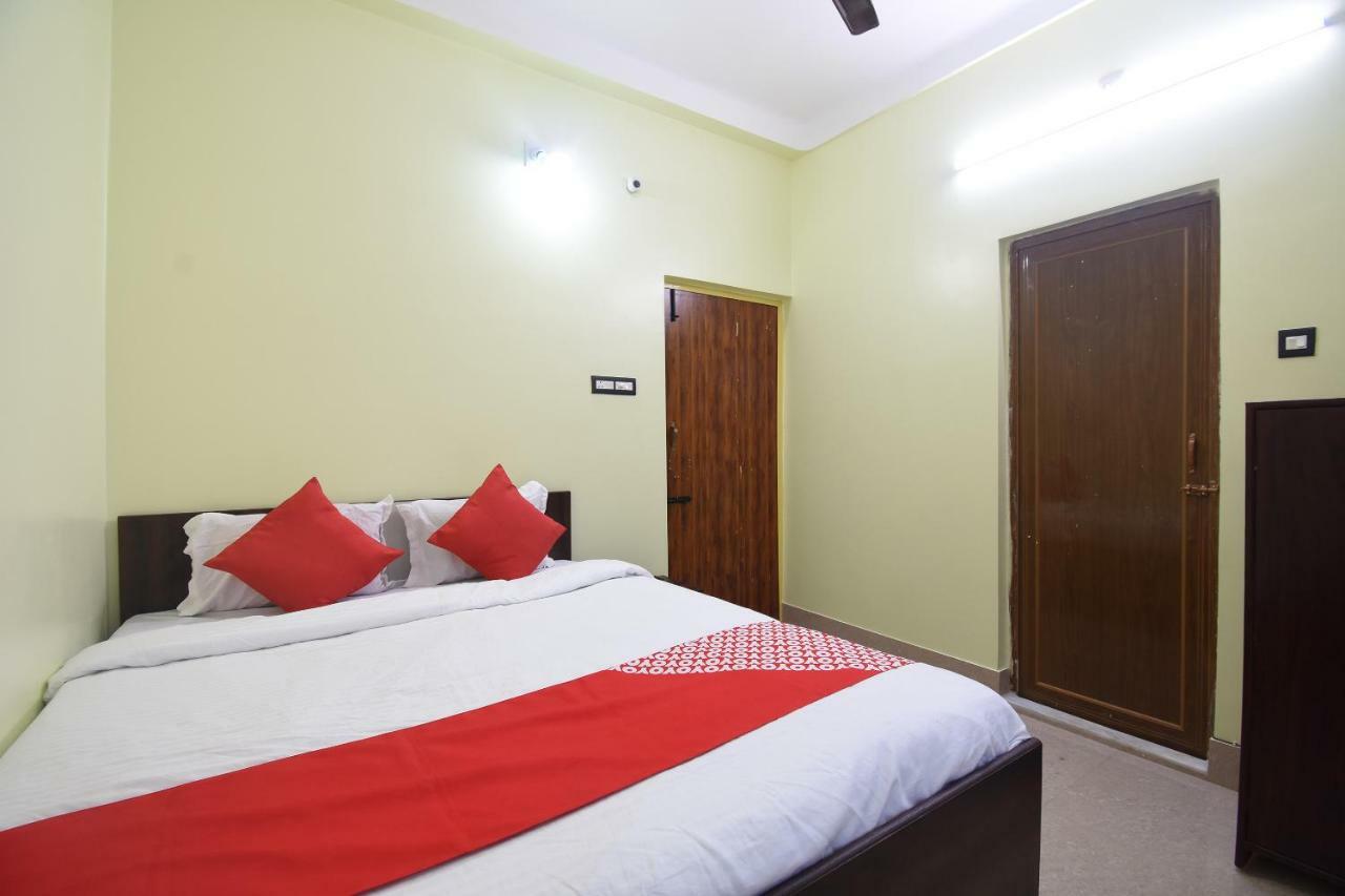 Oyo 43461 Atithya Guest House Sri Niketan Екстериор снимка