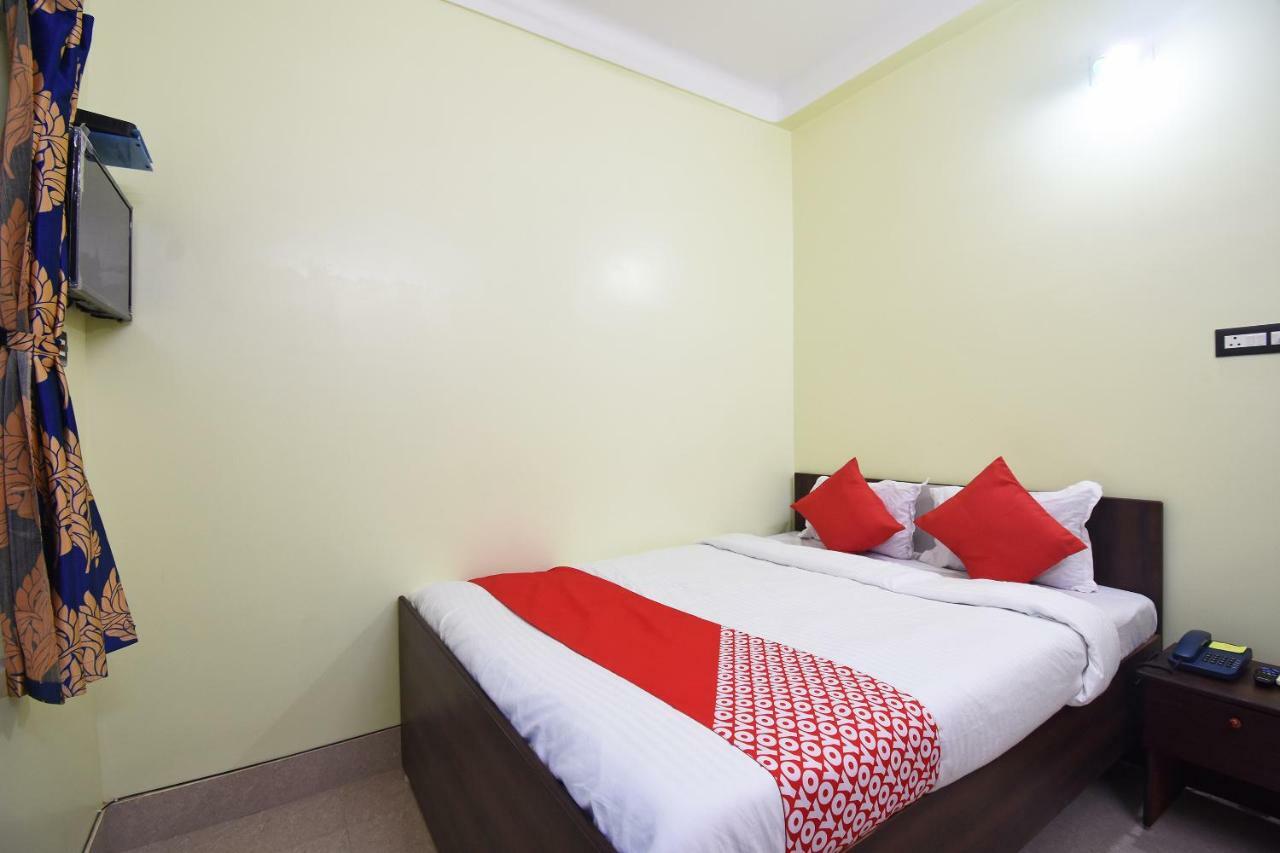Oyo 43461 Atithya Guest House Sri Niketan Екстериор снимка